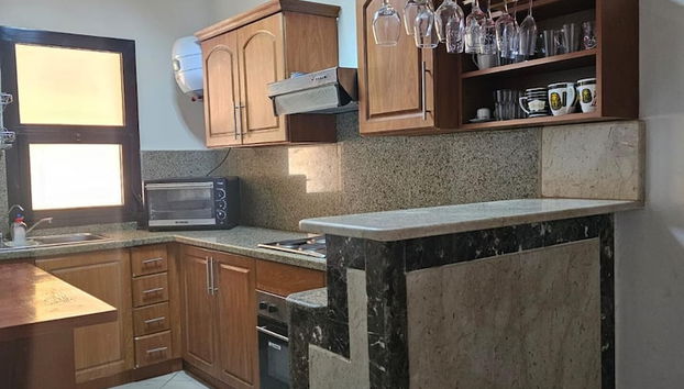 Stunning Sea View 1-bed Apartment in Hurghada - Foto 5, Cocina privada