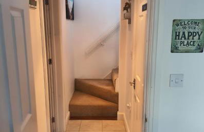 Idyllic 2 Bedroom Self-Contained UpsideDown Annexe - Photo 35