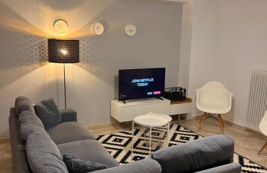 Spacious 2BR Apartment with Balcony near Metro Thessaloniki - Foto 29