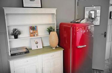 The Fox Den - Photo 15