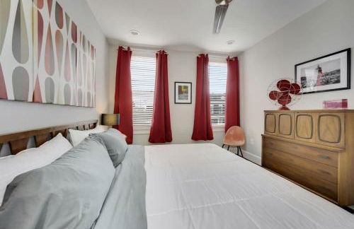 Mid-Century Townhome Steps from Restaurants #DCottage - Foto 14