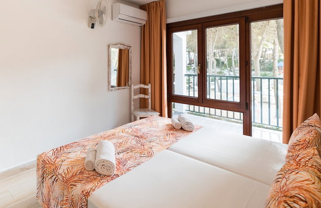 Aparthotel Sol Parc - Photo 11