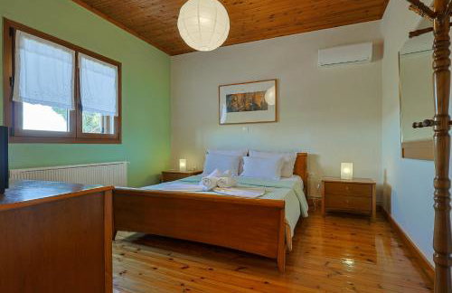 VILLA PEPONI Spacious Traditional Villa with Garden - BBQ & Private Parking - Photo 11