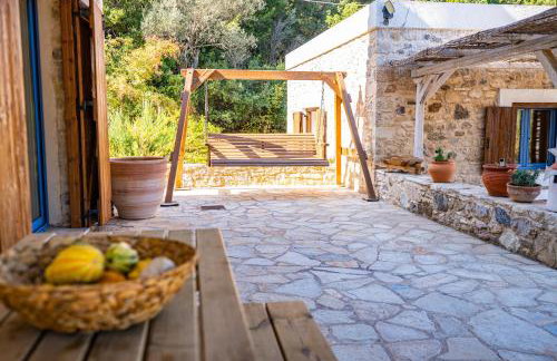 Chaihoutes stone House and Villa into Olive farm in Zia - Photo 55