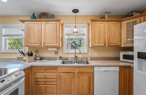 New Listing - Coastal Getaway on Fripp Island - Foto 14