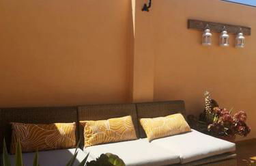 Ático fresco y luminoso con aparcamiento privado - Foto 44