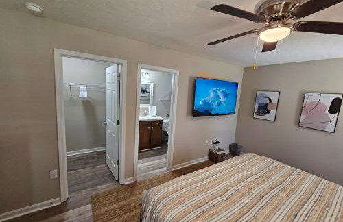 Cozy Charming Cottage-Style Home - Foto 18