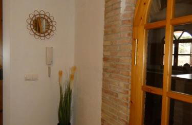 RuralRusticHome - Photo 33