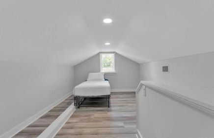 6 Bedroom with Guest House Walk to Lake & Shops - Foto 41