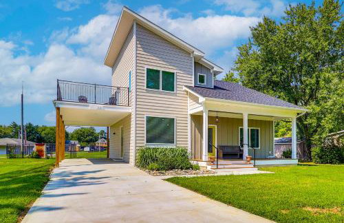 Rock Hall Retreat with Balcony Near Park and Marina! - Foto 27