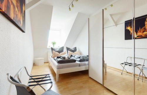 Wohnung mit Blick auf die Zitadelle Petersberg - 3 Zimmer - Foto 13