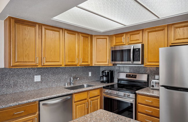 Maui Schooner Resort - Photo 13