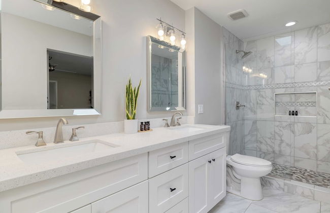 Backyard Pool, Puttinggreen, Playground Modern 5bdr White Agate by Avantstay - Foto 21