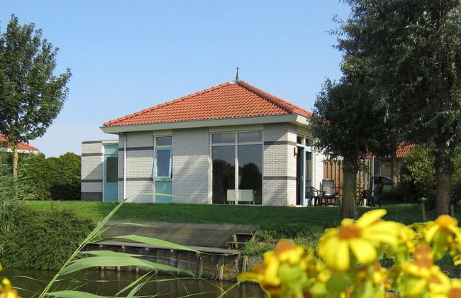 Detached House With Sauna and Whirlpool From Hoorn - Foto 1