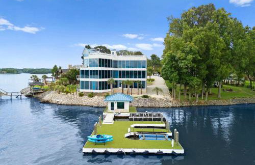 The Glass Mansion w/Optional Boat Rental - Foto 76