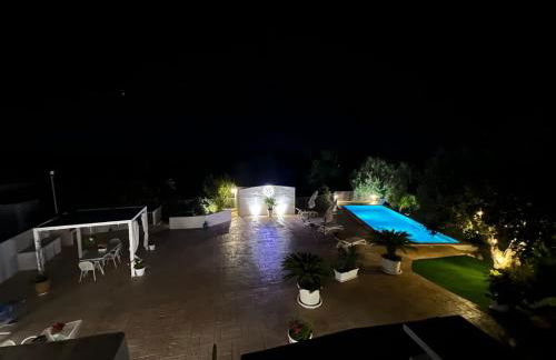 Trullo il Gelso with Private Salt Water Infinity Pool and Jacuzzi inside - Foto 42