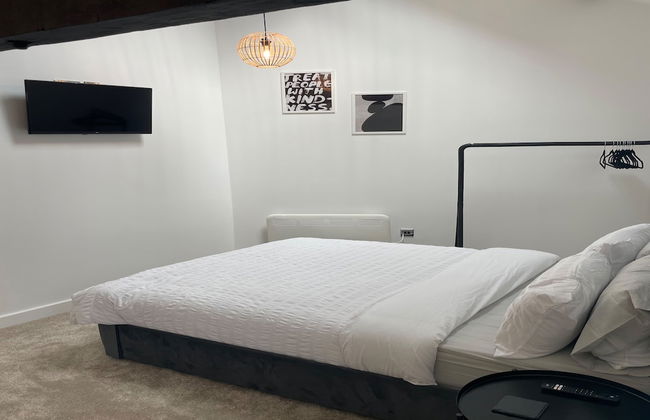 Cozy Studio in Brighouse - Photo 2