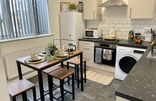 Casa Lobo's Beautiful Suites Apartment 1 free offroad parking - Foto 24