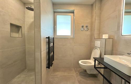 Aparts House Essen - Balkon - Free Parking- WiFi - Kitchen - Foto 11