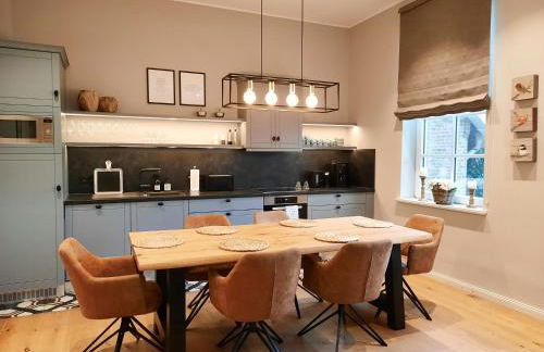 Getaway In East Frisia Elegant Lakeside Apartment - Photo 2