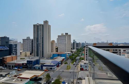 Studio prox shopping Curitiba Wifi, TV a Cabo e ar by UROOMS - Foto 40