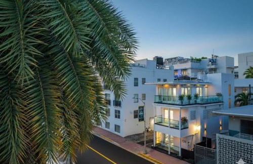 Versace Mansion Neighbor (Floor 1) Sleeps 9 - Foto 38