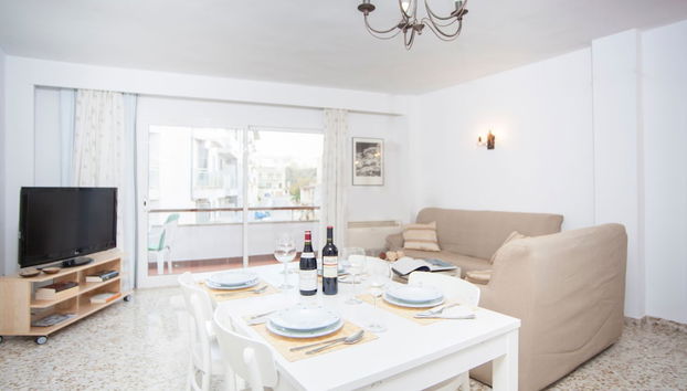 Curling in Alc dia With 3 Bedrooms and 1 Bathrooms - Photo 2, Chambre