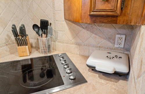 DFW 3BR Luxury Family Escape with Pool and Game Room - Foto 15