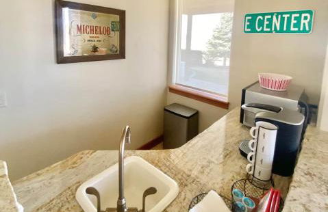 Luxury home w a View- biking and hiking near - Foto 45