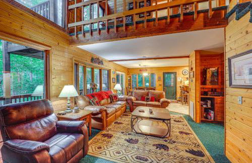 Senic Views, Game Room! Family Cabin in Deep Gap - Foto 8