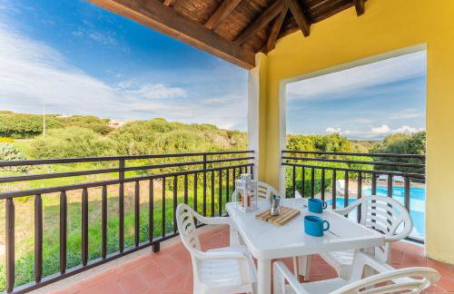 Villas with air conditioning and shared pool, just a few minutes from La Pelosa beach - Foto 14