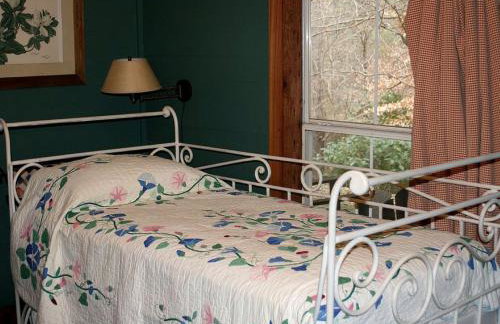 Secluded Forest Cabin Rental with Seasonal Pool near Natchez, Mississippi - Foto 10