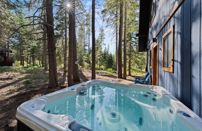Minutes to Skiing & Lake Hot Tub, Fire Pit, Deck Indigo Owl by Avantstay - Foto 65