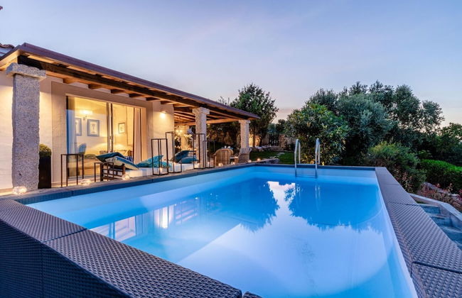 Villa La Bella in Ottiolu - Photo 34