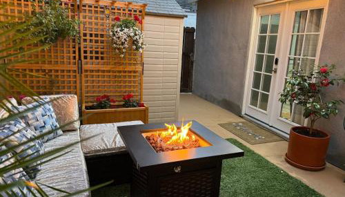 Modern Studio with Private Patio - Foto 1