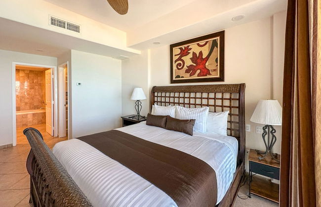 Beach Bliss Retreat 2BR Beachfront Condo - Foto 23