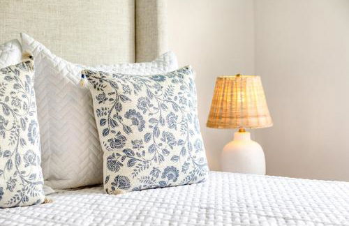 Fairfield Cottage -Top Rated Gem, Fire Pit, Near Beach, 90 Min to NYC - Foto 23