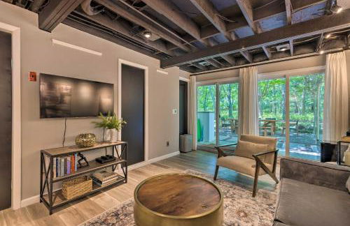 Unique Southampton Getaway with Rooftop Deck! - Foto 7