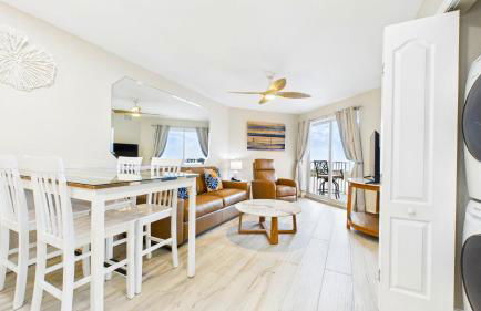 Surf Beach Treasure Island Resort - Photo 92