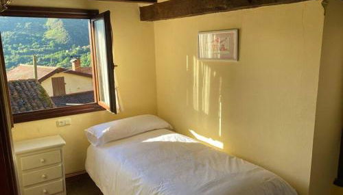 Casa rústica en Dobres con vistas a la montaña - Foto 2