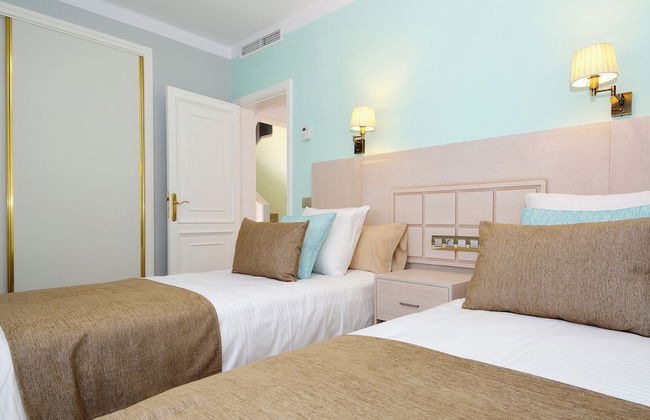 3bed Villa- Pool, Outdoor Dining Terrace, Sea View - Photo 3