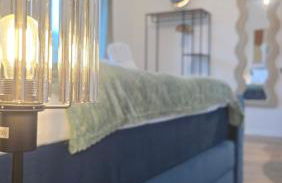 Black Forest -5- I Design-Apartment I 2 Etagen I Terrasse & Balkon mit Ausblick I Boxspring I Nespresso - Foto 12