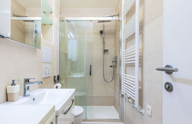 Modern 2bdr Apartment in Old Town- Best Location - Foto 9