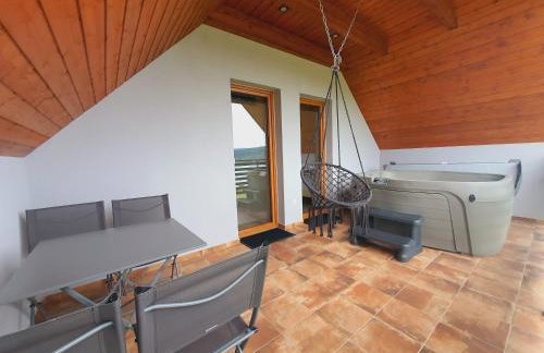 Dom Słońce PRYWATNE JACUZZI ELEKTRYCZNE W CENIE, Jezioro Solińskie, Dom na Wzgórzu SŁOŃCE, rowery, sauna - Foto 40