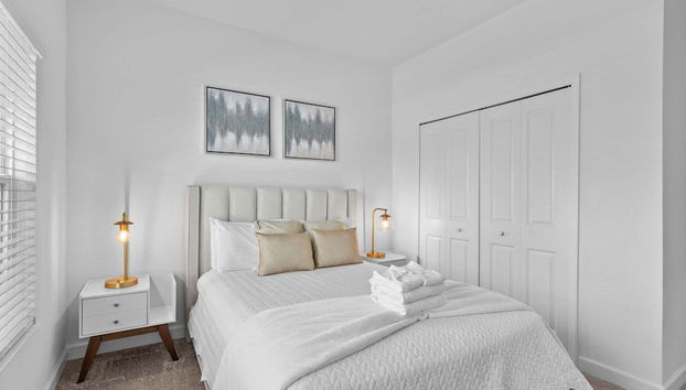 Spacious 5BR Home With Pool Near Top Attractions - Foto 5, Habitación