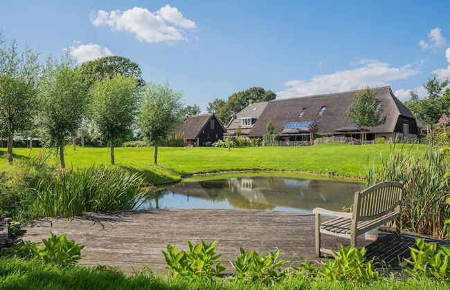 Grandeur Farmhouse in Dwingeloo at a National Park - Photo 56