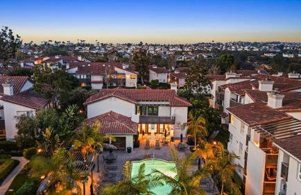 Close to Beach w Patio Resort Amenities The Point at Corniche by AvantStay STR16-0458 - Foto 86