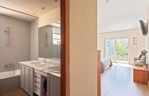 Villa Marítima in Pineda de Mar - Photo 3