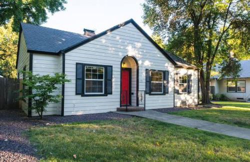 Lovely House near Downtown, Home away from Home! - Foto 2