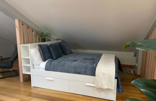 Picturesque Penthouse - Photo 36